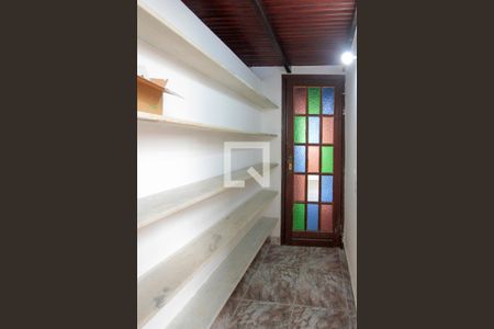 Casa de condomínio à venda com 400m², 5 quartos e 2 vagasDespensa