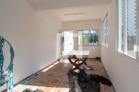 Casa de condomínio à venda com 400m², 5 quartos e 2 vagasSala 2