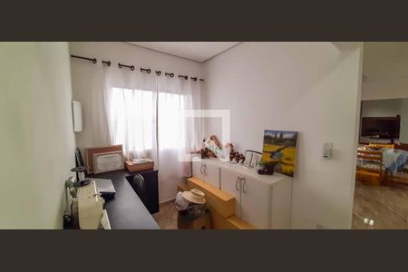 Casa à venda com 198m², 4 quartos e 2 vagas Casa à venda com 198m², 4 quartos e 2 vagasEdícula - Ateliê