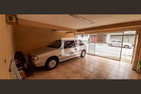 Casa à venda com 198m², 4 quartos e 2 vagas Casa à venda com 198m², 4 quartos e 2 vagasGaragem