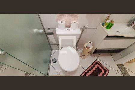 Casa à venda com 198m², 4 quartos e 2 vagas Casa à venda com 198m², 4 quartos e 2 vagasBanheiro da Suíte