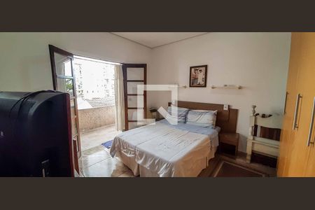 Casa à venda com 198m², 4 quartos e 2 vagas Casa à venda com 198m², 4 quartos e 2 vagasEdícula - Quarto 1