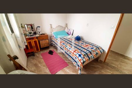 Casa à venda com 198m², 4 quartos e 2 vagas Casa à venda com 198m², 4 quartos e 2 vagasEdícula - Quarto 2