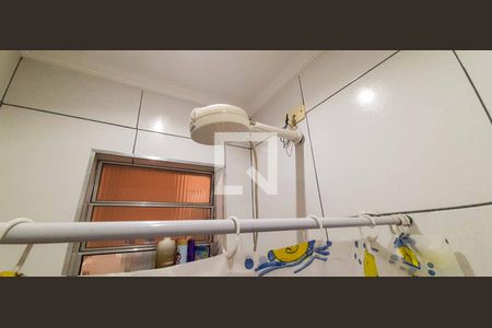 Casa à venda com 198m², 4 quartos e 2 vagas Casa à venda com 198m², 4 quartos e 2 vagasBanheiro