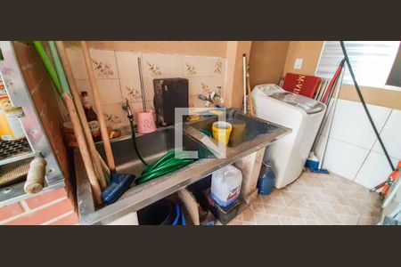 Casa à venda com 198m², 4 quartos e 2 vagas Casa à venda com 198m², 4 quartos e 2 vagasÁrea de Serviço