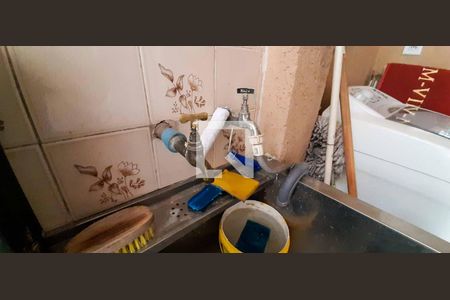 Casa à venda com 198m², 4 quartos e 2 vagas Casa à venda com 198m², 4 quartos e 2 vagasÁrea de Serviço