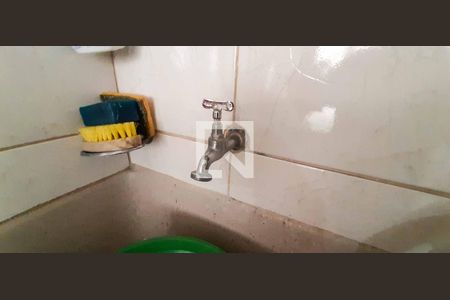 Casa à venda com 198m², 4 quartos e 2 vagas Casa à venda com 198m², 4 quartos e 2 vagasEdícula - Área de Serviço