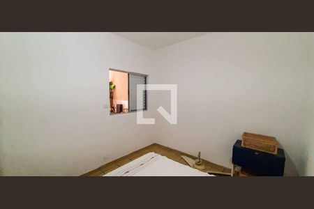 Casa à venda com 198m², 4 quartos e 2 vagas Casa à venda com 198m², 4 quartos e 2 vagasQuarto