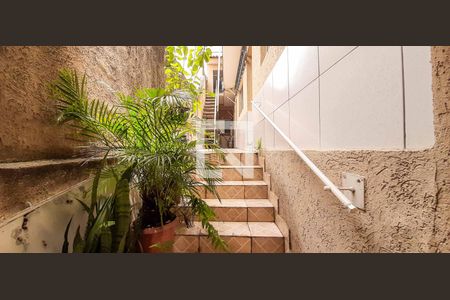 Casa à venda com 198m², 4 quartos e 2 vagas Casa à venda com 198m², 4 quartos e 2 vagasAcesso as casas