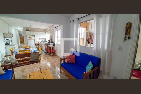 Casa à venda com 198m², 4 quartos e 2 vagas Casa à venda com 198m², 4 quartos e 2 vagasEdícula