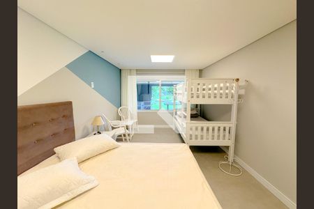 Apartamento para alugar com 130m², 2 quartos e 2 vagasQuarto