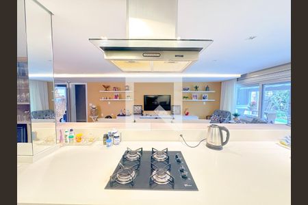 Apartamento para alugar com 130m², 2 quartos e 2 vagasCozinha