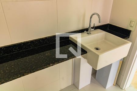 Banheiro de kitnet/studio à venda com 1 quarto, 27m² em Mirandópolis, São Paulo