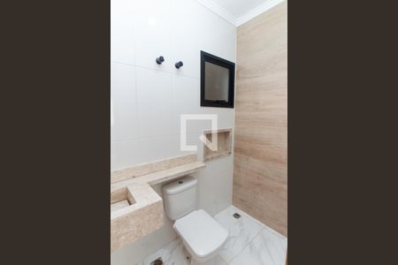 Casa à venda com 160m², 3 quartos e 3 vagasBanheiro da Suíte 2