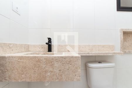 Casa à venda com 160m², 3 quartos e 3 vagasBanheiro da Suíte 2