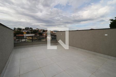 Apartamento para alugar com 100m², 2 quartos e 1 vagaQuintal