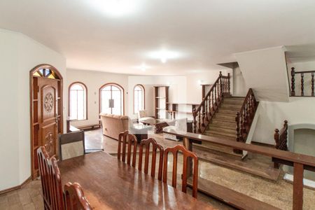 Sala de casa à venda com 4 quartos, 365m² em Vila Paiva, São Paulo