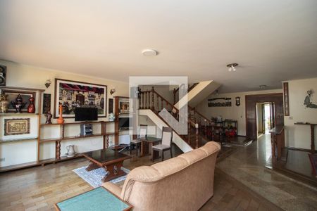 Sala 1 de casa à venda com 4 quartos, 365m² em Vila Paiva, São Paulo