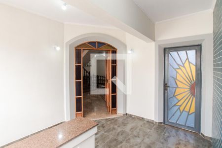 Entrada de casa à venda com 4 quartos, 365m² em Vila Paiva, São Paulo