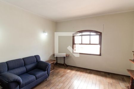 Sala de TV de casa à venda com 4 quartos, 365m² em Vila Paiva, São Paulo