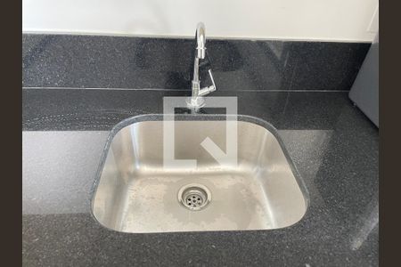 Cozinha de apartamento para alugar com 1 quarto, 52m² em Cambuí, Campinas