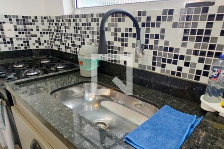 Cozinha de apartamento para alugar com 1 quarto, 45m² em Canto do Forte, Praia Grande