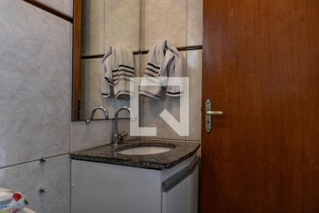 Banheiro da Suíte 1 de casa à venda com 2 quartos, 100m² em Camargos, Belo Horizonte