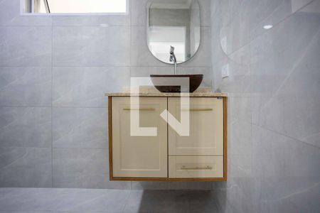 Banheiro de apartamento à venda com 2 quartos, 57m² em Centro, Diadema