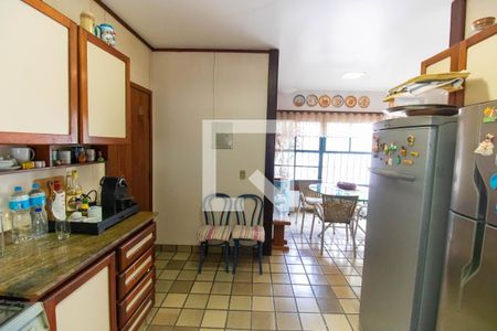Cozinha de casa à venda com 4 quartos, 219m² em Piratininga, Niterói