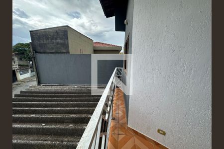Vista de casa à venda com 3 quartos, 175m² em Vila Santa Maria, Guarulhos