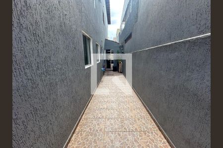 Corredor de casa à venda com 3 quartos, 175m² em Vila Santa Maria, Guarulhos