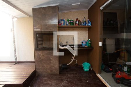 Churrasqueira 2 e tanque de casa à venda com 2 quartos, 230m² em Harmonia, Canoas