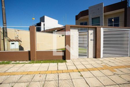 Fachada de casa à venda com 2 quartos, 230m² em Harmonia, Canoas