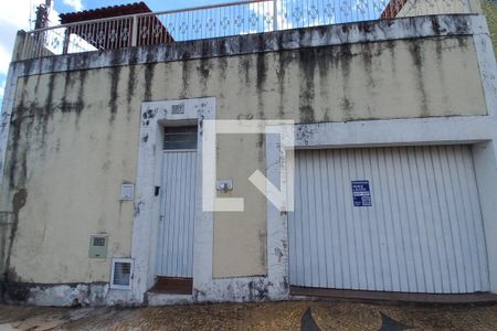 Fachada do Prédio/ Placa  de casa à venda com 3 quartos, 250m² em Vila Georgina, Campinas