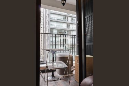 Varanda de kitnet/studio à venda com 1 quarto, 29m² em Indianópolis, São Paulo