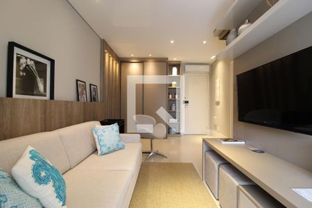 Sala de kitnet/studio para alugar com 1 quarto, 38m² em Indianópolis, São Paulo