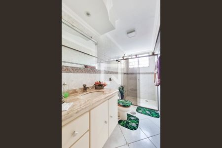Banheiro de apartamento para alugar com 3 quartos, 120m² em Vila Adyana, São José dos Campos