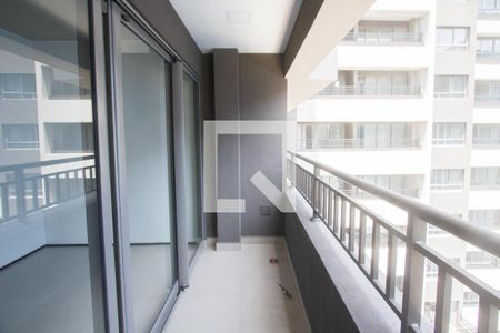 Varanda de kitnet/studio à venda com 1 quarto, 22m² em Santo Amaro, São Paulo