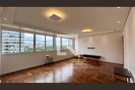Sala de apartamento à venda com 3 quartos, 125m² em Pinheiros, São Paulo