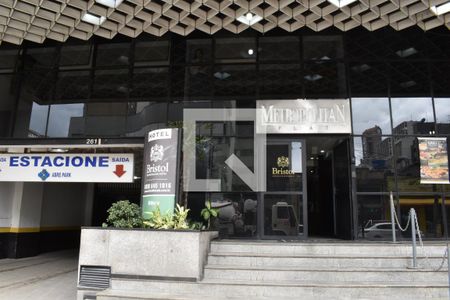 Fachada do Prédio de apartamento para alugar com 1 quarto, 46m² em Centro, Curitiba
