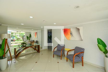 Hall de entrada de apartamento à venda com 3 quartos, 65m² em Jardim das Flores, São Paulo