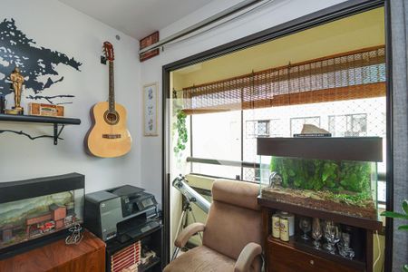 Sacada de apartamento à venda com 3 quartos, 65m² em Jardim das Flores, São Paulo