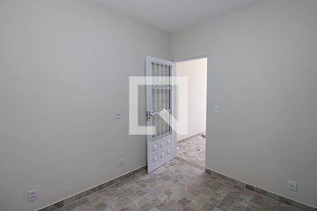 Sala de casa para alugar com 2 quartos, 70m² em Encantado, Rio de Janeiro