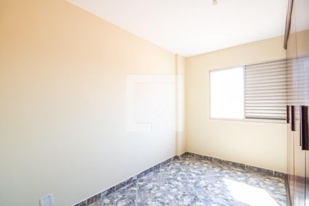 Quarto 2 de apartamento para alugar com 2 quartos, 65m² em Jaguaribe, Osasco