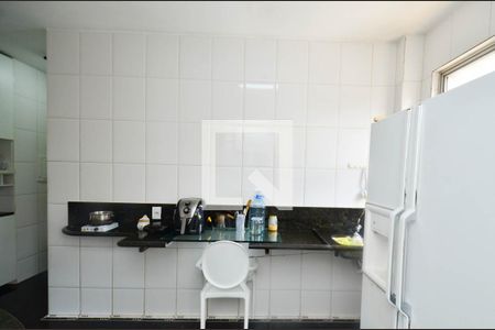 Cozinha de apartamento à venda com 3 quartos, 100m² em Funcionários, Belo Horizonte