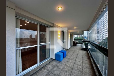 Varanda de apartamento à venda com 3 quartos, 250m² em Campo Belo, São Paulo