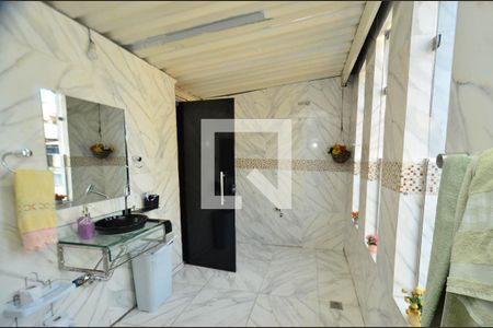 Banheiro de casa à venda com 3 quartos, 300m² em Horto, Belo Horizonte