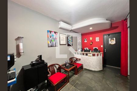 Sala de Estar de casa à venda com 5 quartos, 270m² em Jardim Nova Europa, Campinas