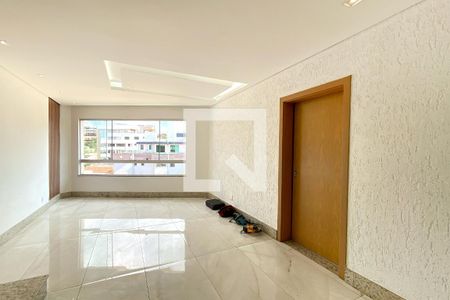 Sala de apartamento à venda com 3 quartos, 160m² em Dona Clara, Belo Horizonte