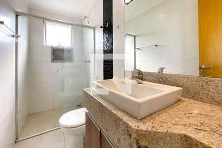 Banheiro da Suíte 1 de apartamento à venda com 3 quartos, 160m² em Dona Clara, Belo Horizonte